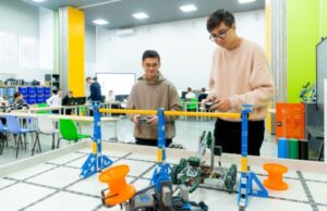 Россия передала комплекты робототехники в детскую академию Киргизии