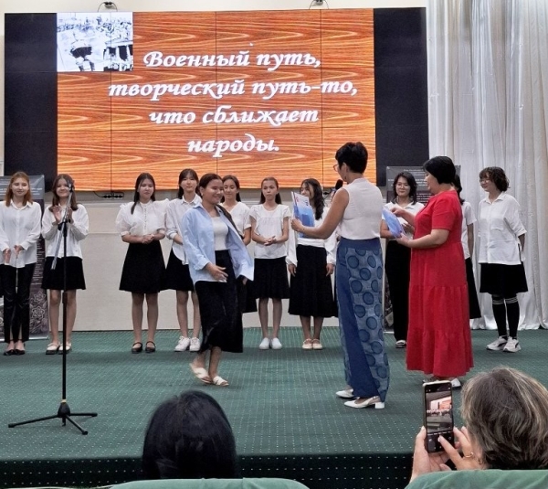 Во имя исторической правды: в Нукусе наградили лучших авторов эссе о Великой Отечественной войне