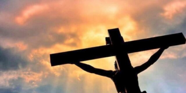 v-parizhe-proshla-premera-filma-o-gonenijah-na-kanonicheskuju-pravoslavnuju-cerkov-na-ukraine-b84c715