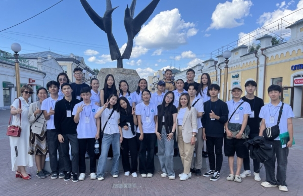 Мост дружбы у Байкала: в Бурятии завершилась летняя школа русского языка для учащихся и учителей из Монголии