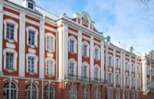 Первые выпускники онлайн-школы СПбГУ получили аттестаты