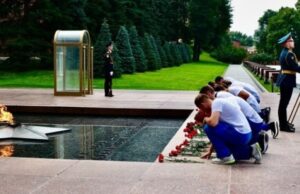 В Москве завершился Международной автопробег «Дороги славы — наша история»
