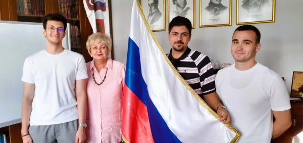 Стамбул объединяет: география, флаг России и тёплые &laquo;Посиделки у самовара&raquo;