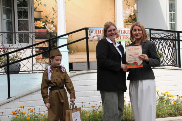 Лучших исполнителей фронтовой поэзии выбрали в Гродно Лучших исполнителей фронтовой поэзии выбрали в Гродно