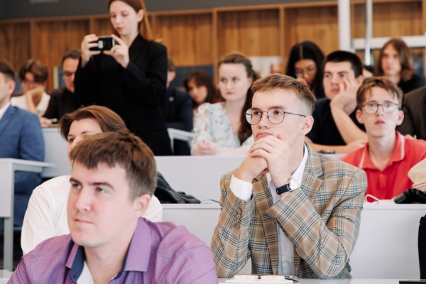 В Самаре состоялся российско-французский форум &laquo;Россия и Франция: диалог (визуальных) культур&raquo;