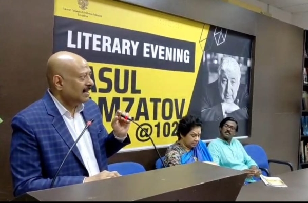 Годовщину со дня рождения поэта Расула Гамзатова отметили в Тривандруме