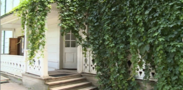 d1eb56a63c7a4a13b647a43f6f4bbed0