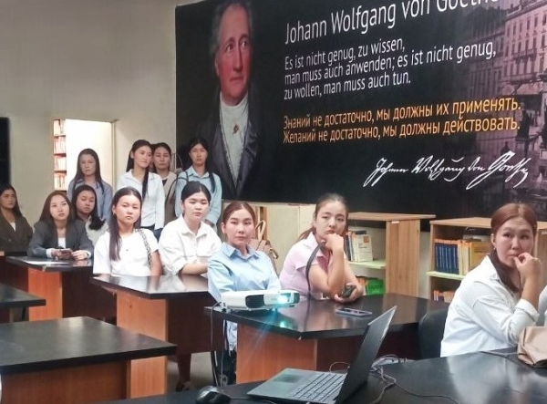 Чтобы помнили: в Оше прошли показы историко-патриотических фильмов для молодёжи