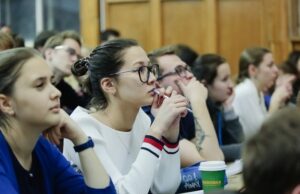 На московском форуме студенты представили мастер-классы по профессиям