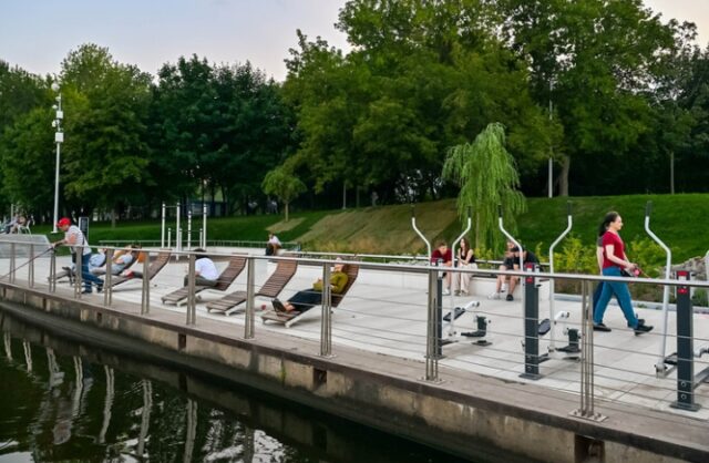 naberezhnye-stali-novym-licom-stolicy-zavershilsja-masshtabnyj-proekt-po-blagoustrojstvu-2b993a4