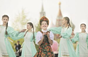 От космического центра до «Матрешки»: Москва принимает подарки