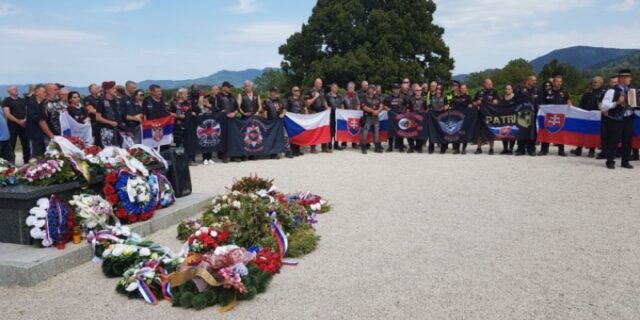 sootechestvenniki-v-slovakii-proveli-meroprijatija-k-godovshhine-slovackogo-nacionalnogo-vosstanija-b1e457f