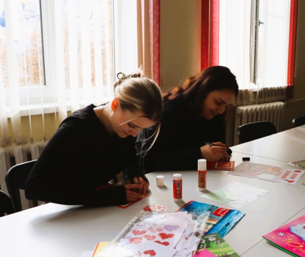 День матери и поэтический вечер памяти Есенина провели в Бресте