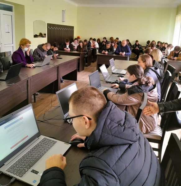 Студенты и преподаватели Рыбницкого филиала ПГУ написали Всероссийский экономический диктант