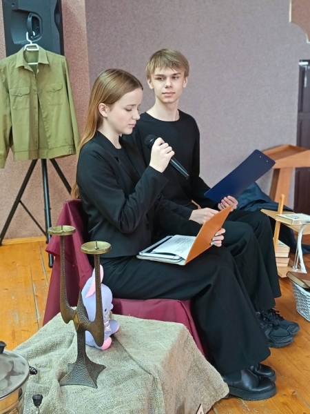 Театрализованный информационный час к 110-летию Константина Симонова прошёл в новополоцком лицее