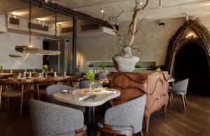 Морской бранч на Остоженке