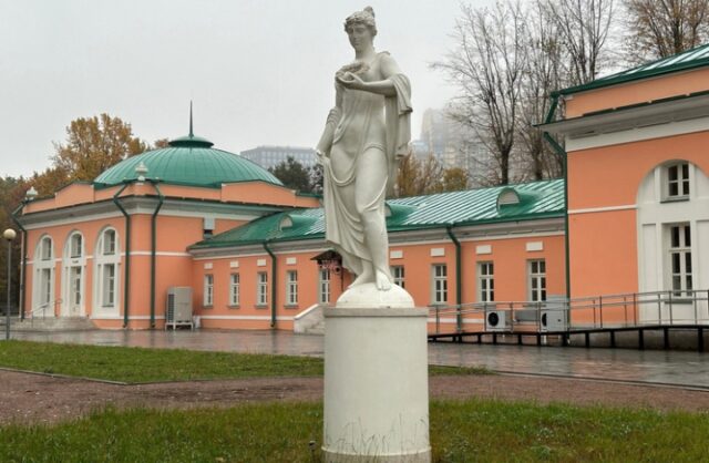 kulturnoj-pamjati-chistejshij-obrazec-zavershena-restavracija-v-usadbe-voroncovo-562b33d