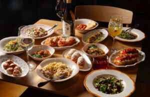 Бистро AT 8/10 – два мира под одной крышей