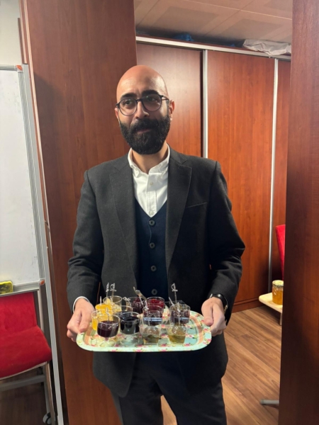 О Дне народного единства и традициях русского чаепития рассказали в Стамбуле