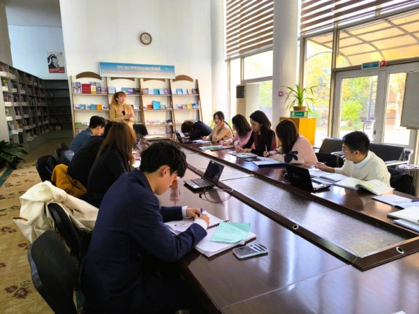 Практикум по развитию русской речи студентов-иностранцев провели в Душанбе