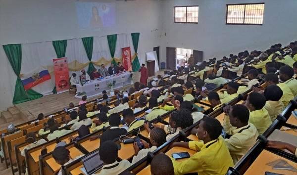 Международный семинар по русскому языку объединил более 450 преподавателей из девяти африканских стран