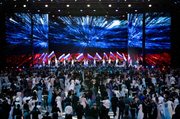 Кремлёвский благотворительный кадетский бал прошёл в Москве