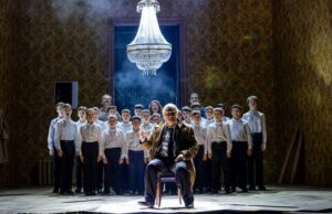 «Старший Сын» в театре Ленсовета