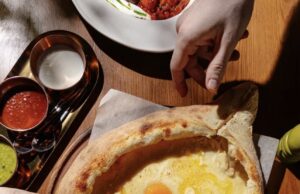 МЕТР ХИНКАЛИ И ОГРОМНЫЙ ХАЧАПУРИ В РЕСТОРАНАХ МА