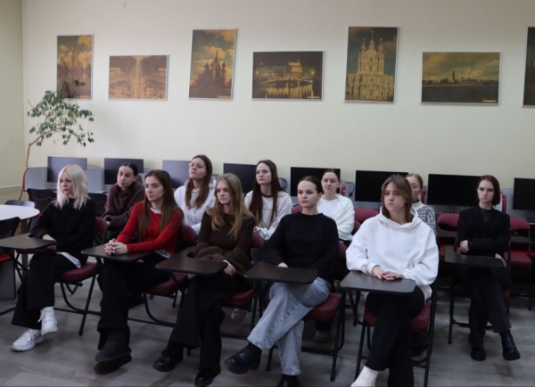 Литературную гостиную, посвящённую юбилею А. А. Фета, провели в Бресте