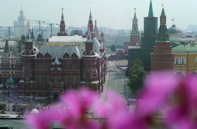 moskvichi-pereezzhajut-v-oteli-centra-stolicy-stali-izvestny-basnoslovnye-rascenki-8d293d5