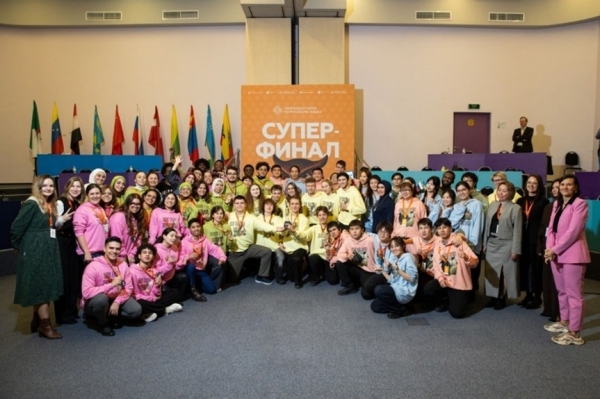 Финалисты чемпионата мира по русскому языку для иностранцев посетили Русский центр в Пекине Финалисты чемпионата мира по русскому языку для иностранцев посетили Русский центр в Пекине