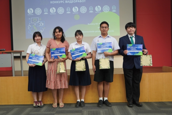 Победители конкурса видеоработ &laquo;Говори!&raquo; в Бангкоке  получили грамоты, подарки и ценные призы