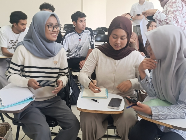 Мастер-класс &laquo;Успешное выступление на русском языке&raquo; провели в Джакарте