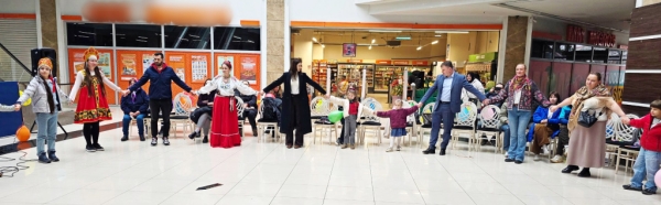 Соотечественники в Стамбуле встретились на представлении &laquo;Широкая Масленица&raquo; в Русском центре