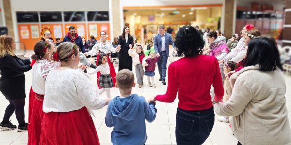 Соотечественники в Стамбуле встретились на представлении &laquo;Широкая Масленица&raquo; в Русском центре