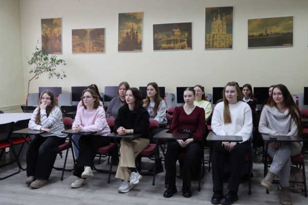 Студенты в Бресте погрузились в мир древних славянских традиций, посвящённых Масленице