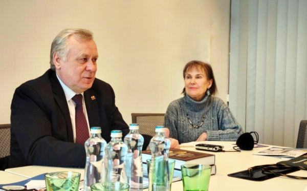 Радио как пространство диалога: сотрудничество Европейского фонда славянской письменности и культуры со словацким международным вещанием