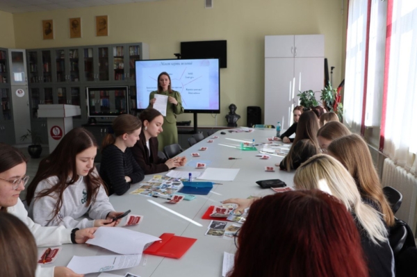 Мастер-класс по современным методикам преподавания русской литературы прошёл в Бресте