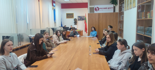 В Тирасполе ко Всемирному дню поэзии прошла литературная встреча &laquo;В начале было слово&raquo;