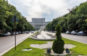 Румыния следует западному тренду в дискриминации россиян, заявил посол РФ