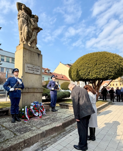 В городах Словакии отметили годовщину освобождения от фашистов