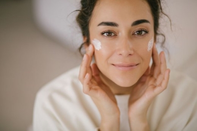 Чихание: почему нельзя сдерживать, последствия, причины, симптомы