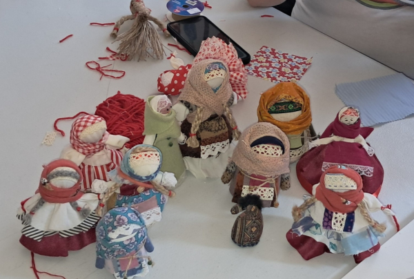 В Сербии для детей провели мультпраздник с Машей и Медведем, мастер-классы по созданию мультфильмов и русской текстильной кукле