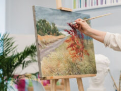 В Ханчжоу открылась выставка произведений педагогов и учащихся петербургской академии художеств