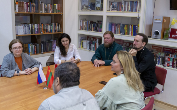 Диалог культуры и веры в русской классике обсудили в Тирасполе Диалог культуры и веры в русской классике обсудили в Тирасполе