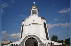 Киевские власти потребовали снести храм канонической Украинской православной церкви