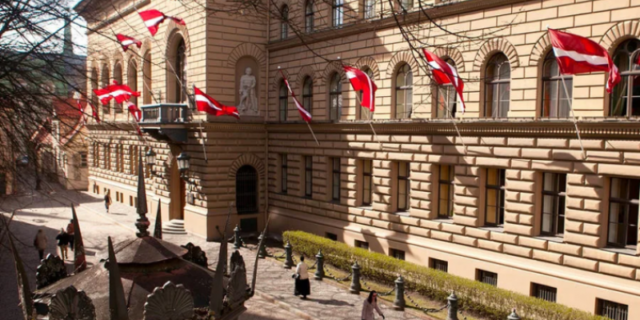 parlament-latvii-objazal-publikovat-dannye-o-kompanijah-torgujushhih-s-rossiej-i-belorussiej-a3db4f1