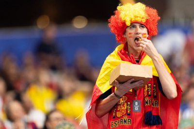 ispanija-avstrija-116-finala-chm-po-futbolu-2026-2-ijulja-2026-osobennosti-ispanskoj-kuhni-olivkovoe-maslo-hamon-paelja-ryba-f7f40b1