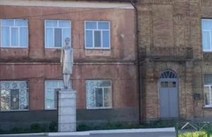 В Одессе демонтирован памятник Герою Советского Союза Зое Космодемьянской