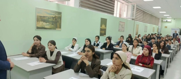 Студентка Таджикского национального университета победила на международной олимпиаде по русскому языку Студентка Таджикского национального университета победила на международной олимпиаде по русскому языку